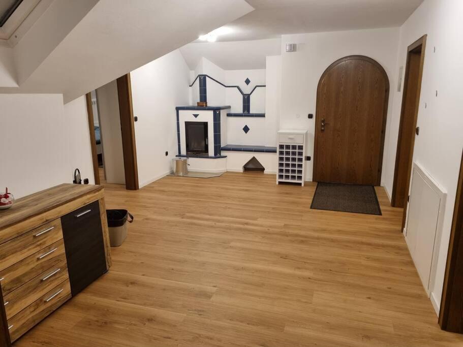 Gemuetliche Wohnung Am Waldrand Thierhaupten ภายนอก รูปภาพ